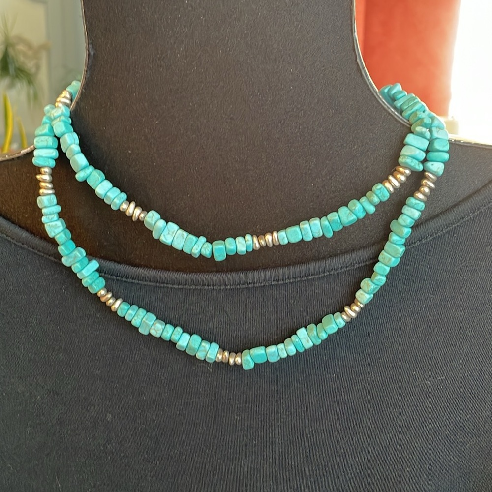 NWT Dakota turquoise necklace with silver beads can be worn many ways